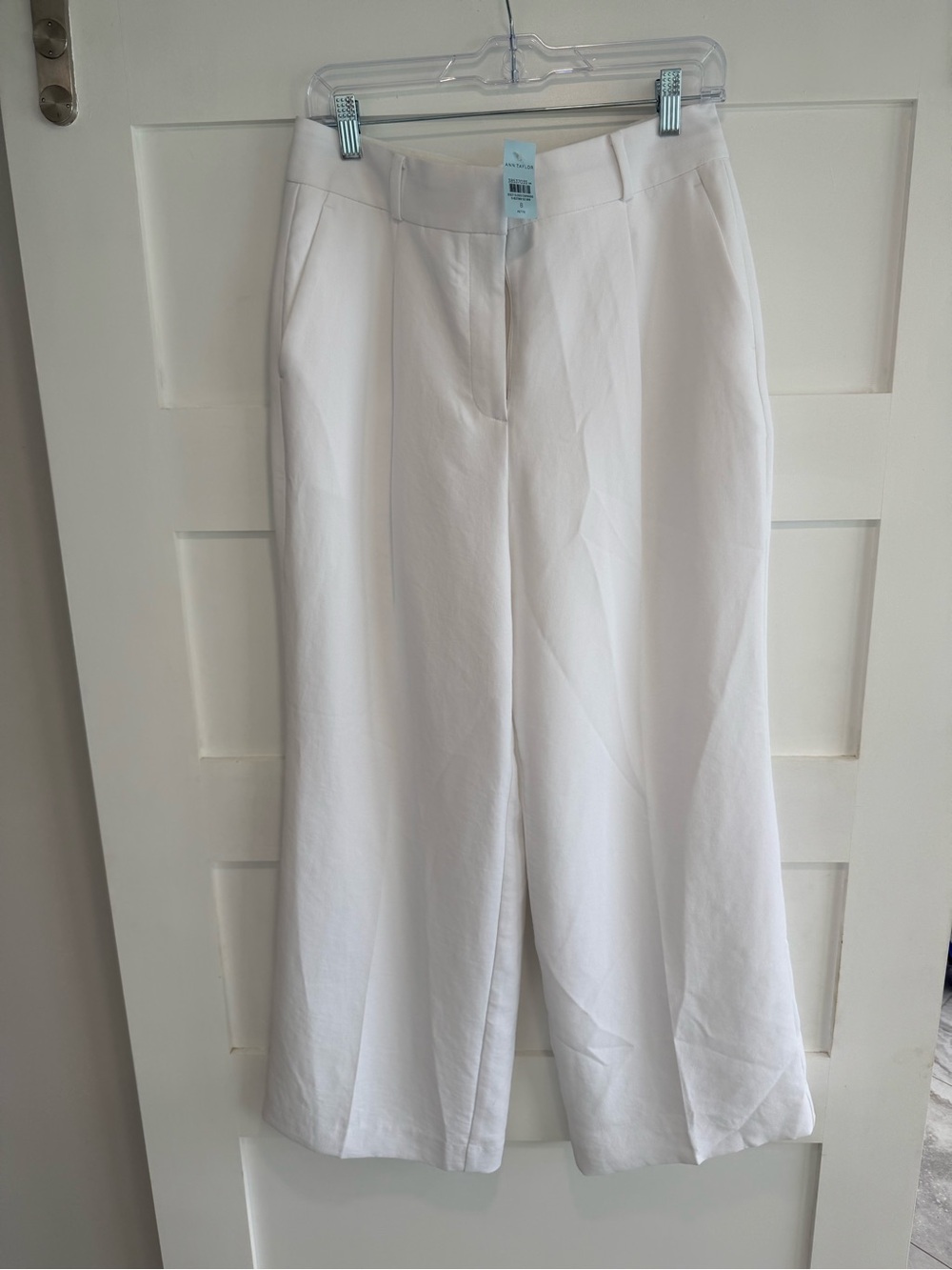Ann Taylor Wide-Leg White Women's Trousers/Pants - NWT, size 8P